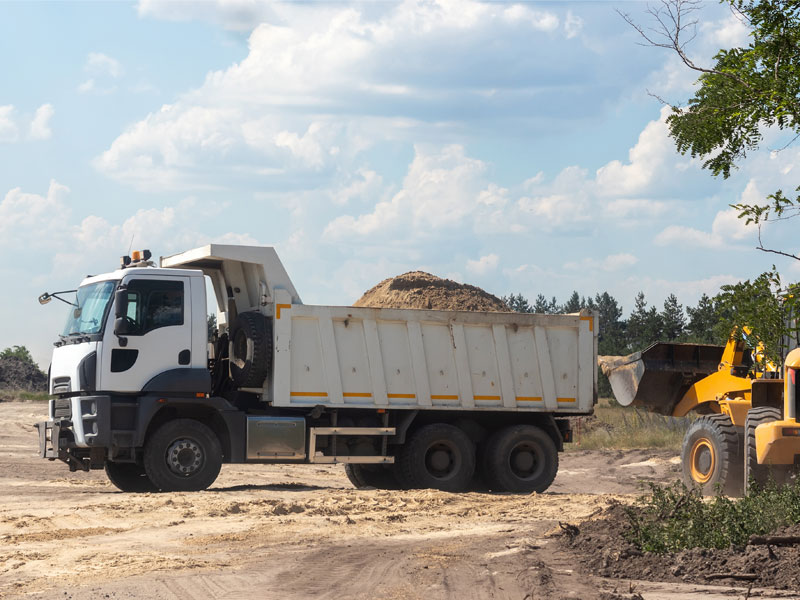 Heavy truck to illustrate heavy truck regulations for highway construction companies